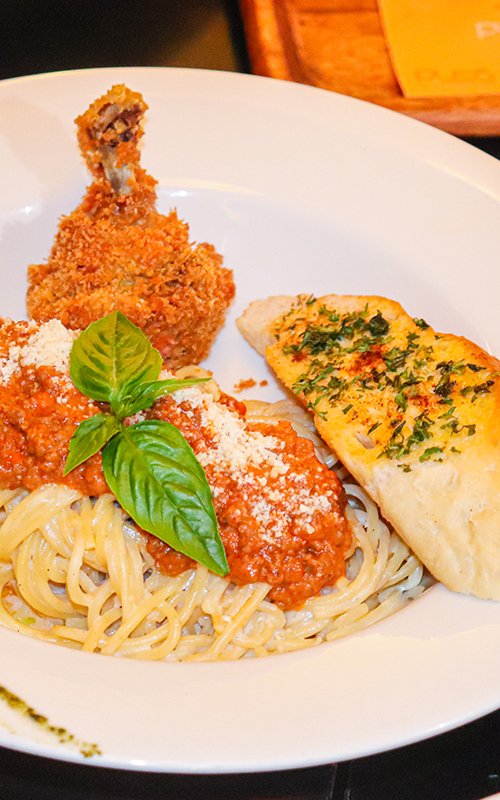 Kiddie Spaghetti with Chicken Lollipop